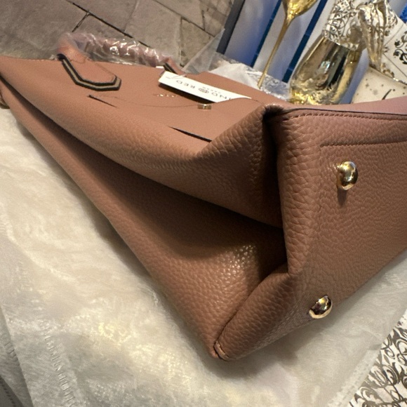 Authentic Japanese brand Hund Red convertible backpack satchel - Picture 13 of 16